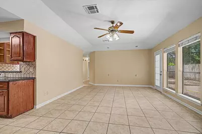 7315 Foxside Lane, Humble, TX 77338 - Photo 9