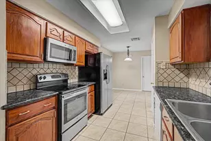 7315 Foxside Ln, Humble, TX 77338 - Photo 11