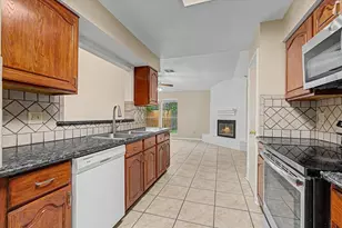 7315 Foxside Ln, Humble, TX 77338 - Photo 7