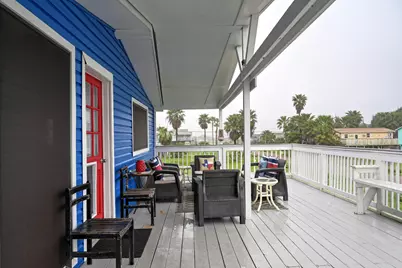 4102 Surf Drive, Galveston, TX 77554 - Photo 3