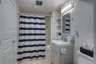 4102 Surf Dr, Galveston, TX 77554 - Photo 25