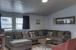 4102 Surf Dr, Galveston, TX 77554 - Photo 9