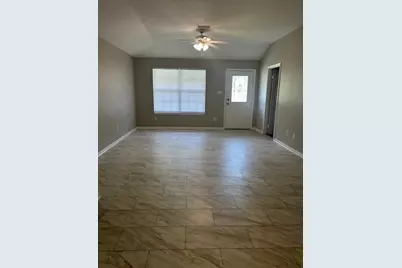 10440 Royal Adrian Drive, Conroe, TX 77303 - Photo 11