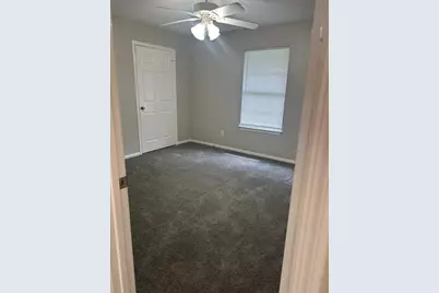 10440 Royal Adrian Drive, Conroe, TX 77303 - Photo 5