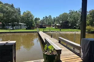 729 N Lake Shore Dr, Trinity, TX 75862 - Photo 37