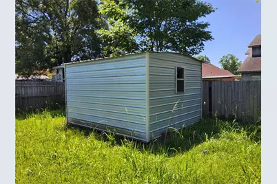 701 Sherrill Street, West Orange, TX 77630 - Photo 15