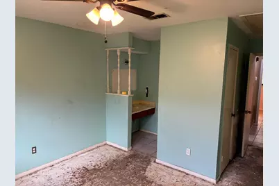 1612 Crestdale Drive #13, Houston, TX 77080 - Photo 9