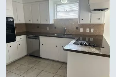 10222 Oakpoint Drive, Houston, TX 77043 - Photo 17