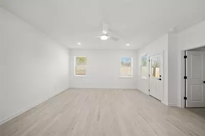 4711 Bay Vista Drive, Baytown, TX 77523 - Photo 7