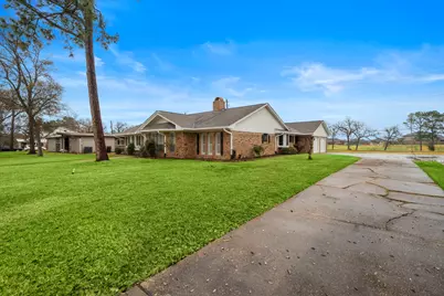 4912 Goose Creek Drive, Baytown, TX 77521 - Photo 21