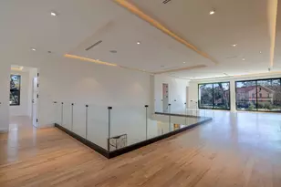 360 Timber Terrace Rd, Houston, TX 77024 - Photo 35