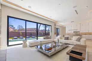 360 Timber Terrace Rd, Houston, TX 77024 - Photo 27