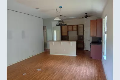 1684 Twin Cove, Kyle, TX 78640 - Photo 5