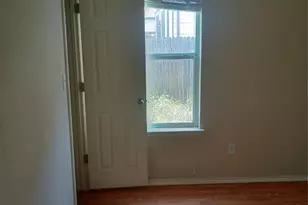 1684 Twin Cove, Kyle, TX 78640 - Photo 7