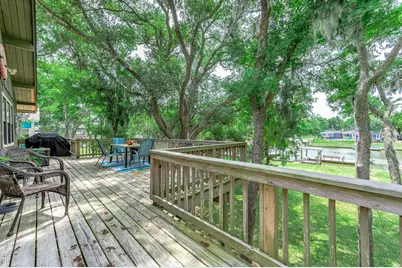 142 Private Road 652, Sargent, TX 77414 - Photo 3