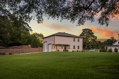 9239 Lake Conroe Drive, Conroe, TX 77304 - Photo 3