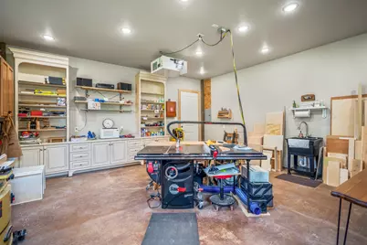 9239 Lake Conroe Drive, Conroe, TX 77304 - Photo 21