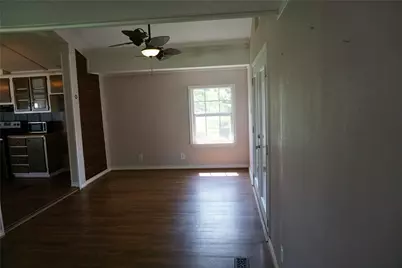 8989 Gladewood, Willis, TX 77318 - Photo 5