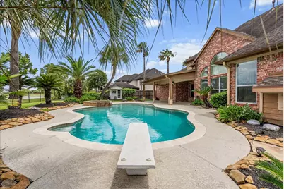 1618 Stoney Lake Drive, Friendswood, TX 77546 - Photo 47