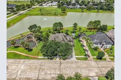 1618 Stoney Lake Drive, Friendswood, TX 77546 - Photo 7