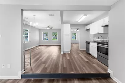 1104 Southampton Street, Angleton, TX 77515 - Photo 15