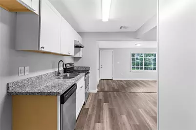 1104 Southampton Street, Angleton, TX 77515 - Photo 9