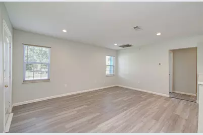 4624 Kingsbury Street, Houston, TX 77021 - Photo 5