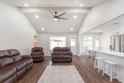 4913 Deerwood Circle, Baytown, TX 77521 - Photo 3