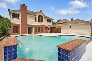124 Lake Point Dr, League City, TX 77573 - Photo 29