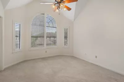 124 Lake Point Drive, League City, TX 77573 - Photo 23