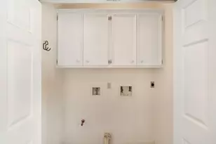 124 Lake Point Dr, League City, TX 77573 - Photo 15