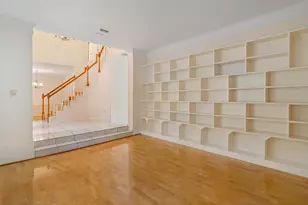 124 Lake Point Dr, League City, TX 77573 - Photo 5