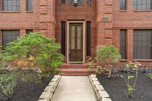 124 Lake Point Dr, League City, TX 77573 - Photo 3