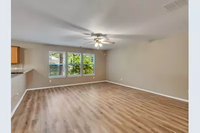 34 W Sage Creek Place, The Woodlands, TX 77382 - Photo 35