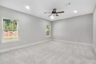 8709 Wheatley St, Houston, TX 77088 - Photo 21