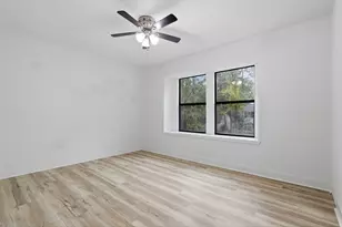 15 Cricket Hollow Pl, The Woodlands, TX 77381 - Photo 23