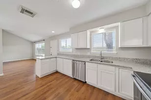 9906 Rocky Hollow Rd, La Porte, TX 77571 - Photo 9