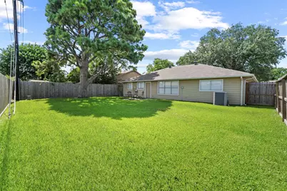 9906 Rocky Hollow Road, La Porte, TX 77571 - Photo 17