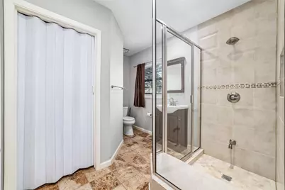 5012 Irvington Boulevard, Houston, TX 77009 - Photo 17