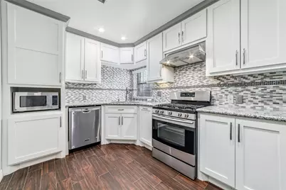 5012 Irvington Boulevard, Houston, TX 77009 - Photo 7