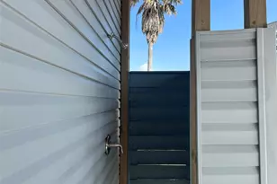 22813 Buena St, Galveston, TX 77554 - Photo 15