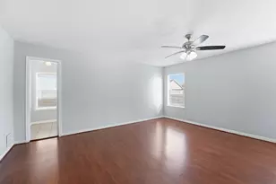 9602 Tree Sparrow Ln, Houston, TX 77083 - Photo 11