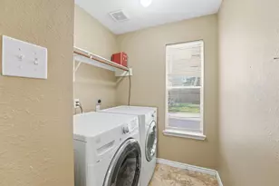 9602 Tree Sparrow Ln, Houston, TX 77083 - Photo 9