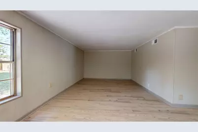 1501 13th Street N, Texas City, TX 77590 - Photo 13