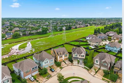 8759 Tubelo Mill Drive, Missouri City, TX 77459 - Photo 3
