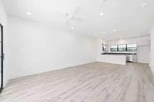 11940 S Hoa Sen Cir, Houston, TX 77072 - Photo 3