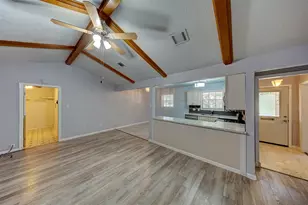 10714 Ballantine St, Houston, TX 77075 - Photo 7