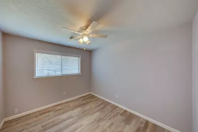 10714 Ballantine Street, Houston, TX 77075 - Photo 19
