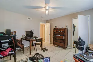 12500 Sandpiper Dr, Houston, TX 77035 - Photo 21