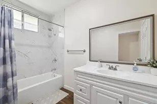 1801 Hussion St, Houston, TX 77003 - Photo 15